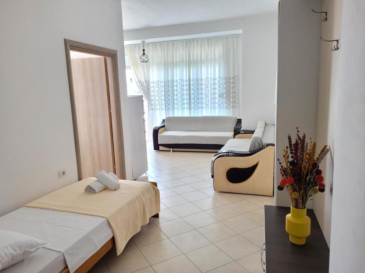 Parid Appartments Sarandë Exterior foto